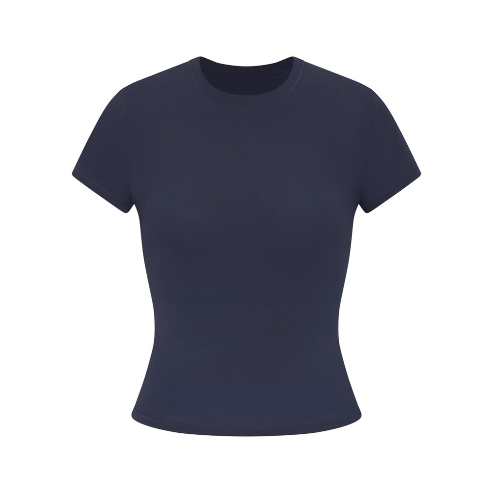 Skims fits everybody top in navy